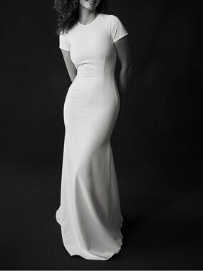 Sarah Seven ‘Elizabeth’